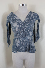 Load image into Gallery viewer, Red VALENTINO Lace Leaf Print Short Sleeves Cotton Top Blouse 42 Medium 6 7 8