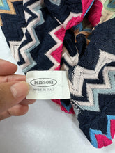 Load image into Gallery viewer, Vintage Missoni Italy Chevron Zigzag Knit Cardigan Fuchsia Navy IT 40 US 4 XS Small 2 4