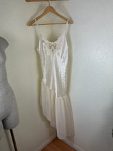 Load image into Gallery viewer, Vintage 1980s Paulines Trousseau Circa 2000 Ivory Satin Chiffon Nightgown Medium 6 7 8
