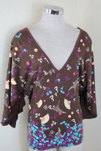 Load image into Gallery viewer, EVISU Brown Floral Vneck 3/4 Sleeves Top Blouse Medium Large 6 7 8