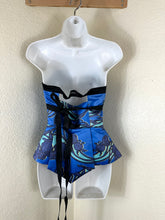 Load image into Gallery viewer, Emma Wallace Blue Floral Satin Marieanne Bustier Wrap Top Size US 2 / UK 6 Small