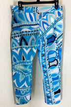 Load image into Gallery viewer, Vintage Emilio Pucci Vivara Print Silk Cropped Pants Trousers Italy Size 40 US 4 6 S M