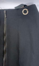 Load image into Gallery viewer, Vintage Chanel 2000 00T Zipper Detail Wool Pencil Skirt Black FR 40 US 7 8 Medium