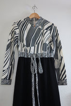 Load image into Gallery viewer, Vintage MR DINO L. Magnin Zebra Print Black and White Jump Suit Lounger Small Med 6 7