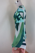 Load image into Gallery viewer, Vintage EMILIO PUCCI Green Geometric 3/4 Sleeves Cotton Thin Top Shirt Small 40 2 4 6