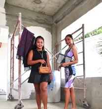 Load image into Gallery viewer, Vintage GUCCI GG Web Signature Velcro Large Clutch Hand Bag