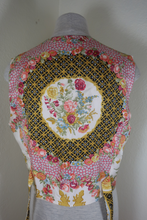 Load image into Gallery viewer, Vintage ETRO Barocco Baroque Yellow Black Silk Vest Blazer 46 Medium 4 5 6