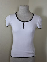 Load image into Gallery viewer, CHANEL White Knitted Short Sleeves Cotton Top Blouse Shirt CrewNeck Small Sz. 34 2 3 4