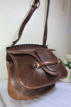 Load image into Gallery viewer, Rare Vintage GUCCI Brown Leather Western Style Double Saddle SlingShoulder Bag