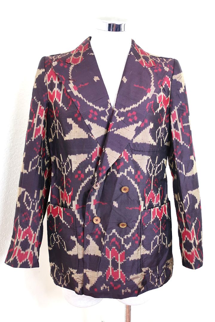 DRIES VAN NOTEN Burgundy Silk Tribal Print Blazer Jacket Small sz 40 6 7 8