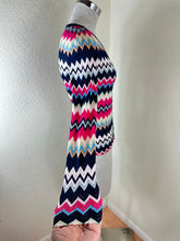 Load image into Gallery viewer, Vintage Missoni Italy Chevron Zigzag Knit Cardigan Fuchsia Navy IT 40 US 4 XS Small 2 4
