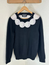 Load image into Gallery viewer, Boutique Moschino Black 100% Cashmere Sweater White Peter Pan Circle Collar M 4 6 7
