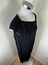 Load image into Gallery viewer, Maison Margiela Line 1 Archival Deconstructed Layered Plissé Dress black XS Small 0 2 4
