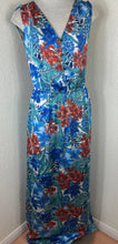 Load image into Gallery viewer, NWT Tru Trussardi Tropical Floral Maxi Dress pockets Italian 40 US 4 Small
