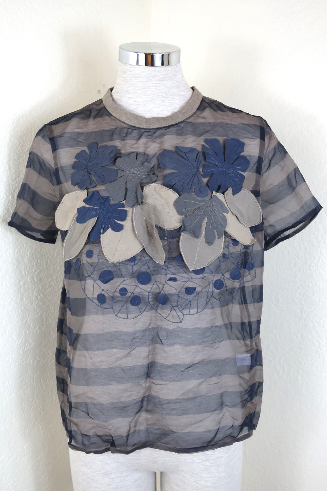 Brunello Cucinelli FLoral Patch Mesh Short SLeeve Silk Blue Top Blouse Shirt Medium 6 7 8