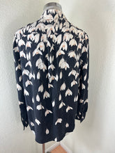 Load image into Gallery viewer, Valentino Garavani Silk Snowdrop Floral Print Blouse Black Ivory IT 44 US M 7 8

