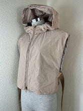 Load image into Gallery viewer, Weekend Max Mara LUXEPAD Cashmere Blend Hooded Puffer Vest Gilet Taupe Size Small S 0 2 4
