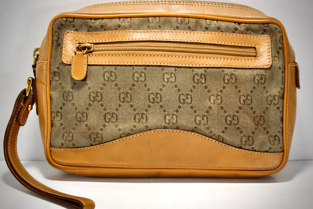 Vintage GUCCI Tan GG Canvas and Leather Clutch Wristlet Handbag Italy