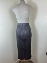 Load image into Gallery viewer, Pleats Please Issey Miyake Gray Pleated Long Skirt 2 Pockets Small 1 2
