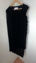 Load and play video in Gallery viewer, Maison Margiela Line 1 Archival Deconstructed Layered Plissé Dress black XS Small 0 2 4
