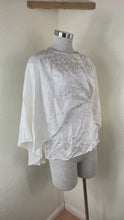 Load and play video in Gallery viewer, Fendi White Silk Jacquard Cursive Logo Cape Blouse IT 36 Xs S 0 2 4
