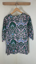Load and play video in Gallery viewer, Dries Van Noten Patterned Crew Neck Top Pink Green Geometric Silk Blend Sz 40 Small Med
