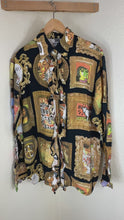 Load and play video in Gallery viewer, 90s Moschino Jeans Art Gallery Shirt Ruffle Framed Mona Lisa Picasso 46 Unisex S Man L Woman
