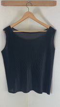Load and play video in Gallery viewer, Archival Minimalist Pleats Please Issey Miyake Black Pleated Tank Top Small 3
