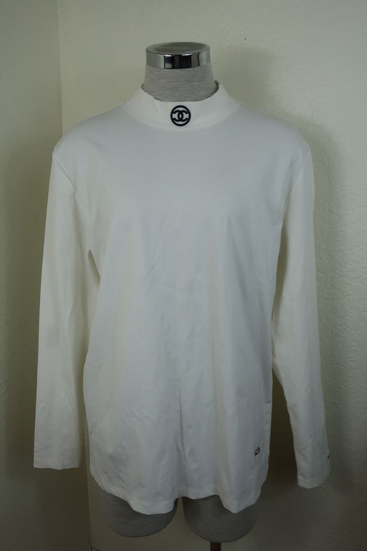 CHANEL White Christmas Long Sleeve Shirt Closeneck Top Small Medium 6 7 8