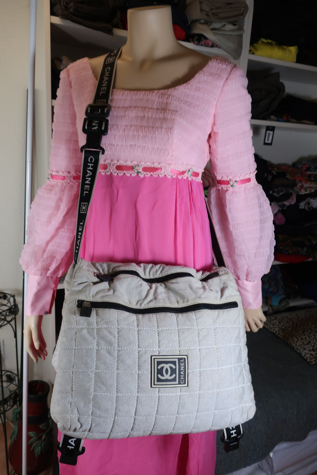 CHANEL Large XL Thick Multi-pocket Unisex Messenger Lap Top Offic Shoulder Bag