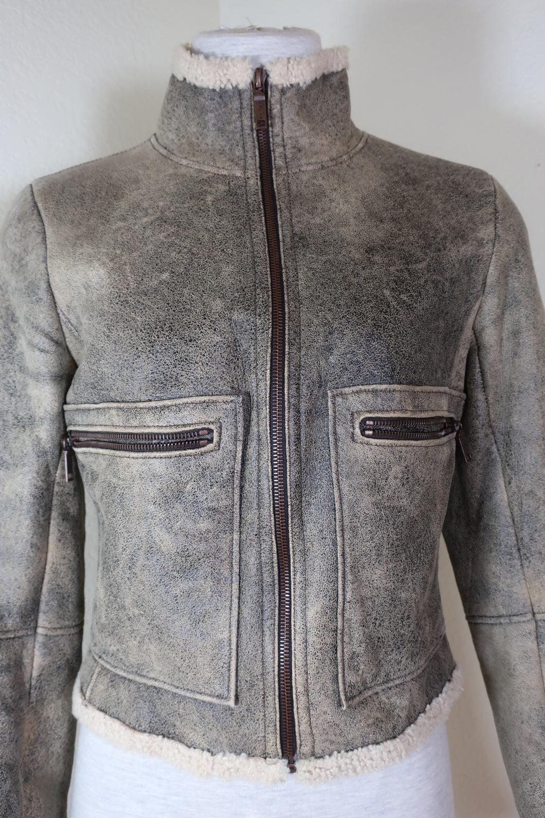 CELINE Grey Lambskin Shearling Leather Cropped Jacket sz. 36 4 5 6 Small