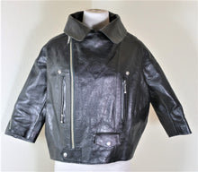Load image into Gallery viewer, New Junya WATANABE Black Cowhide Leather Cropped Motorcycle Jacket XS Extra Small
