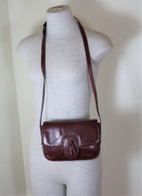 Load image into Gallery viewer, Vintage ZAGLIANI Burgundy Lizard Sking Reptile Small Shoulder Bag
