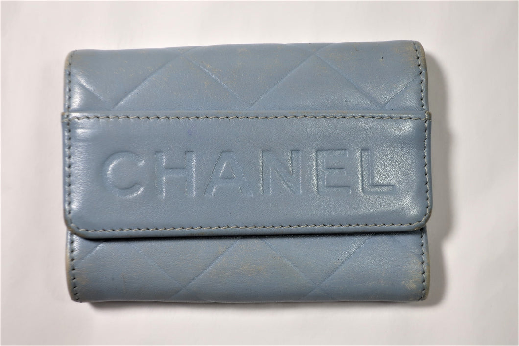 CHANEL Powder Blue Quilted Leather 6 Key Ring Key Case Purse