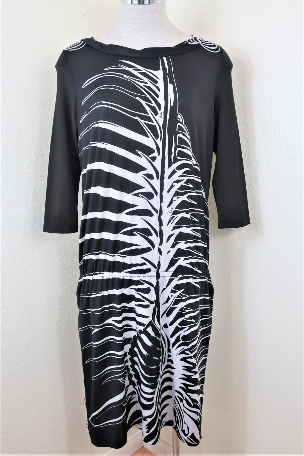 Vintage EMILIO PUCCI Black White Seashell Bone Sea Beach Ocean Print Long Sleeve Dress 38 Small 2 3 4