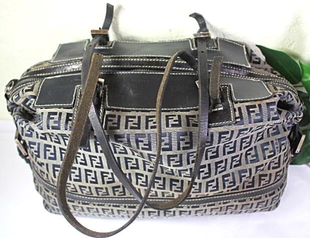 Vintage FENDI FF Monogrammed Thick Canvas & Leather Small Duffle Handbag Italy
